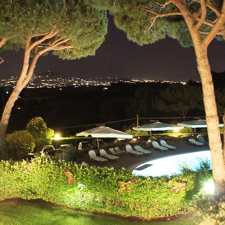 منزل الضيف كاستل دي ليفا  في Agriturismo Lecanfore المظهر الخارجي الصورة