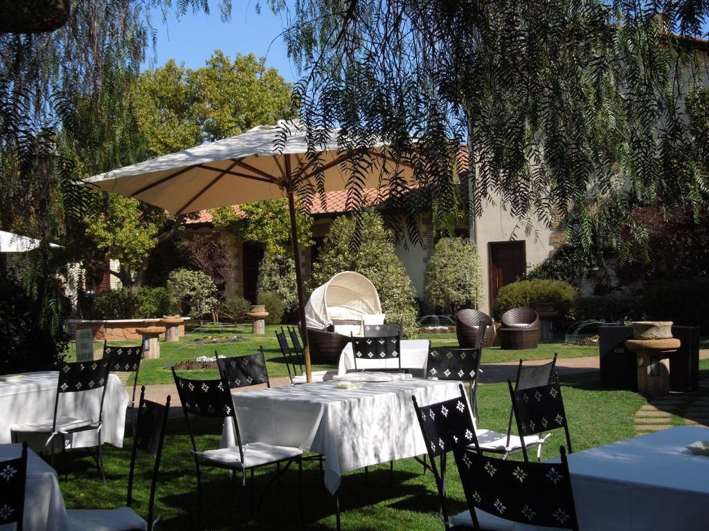 منزل الضيف كاستل دي ليفا  في Agriturismo Lecanfore المظهر الخارجي الصورة