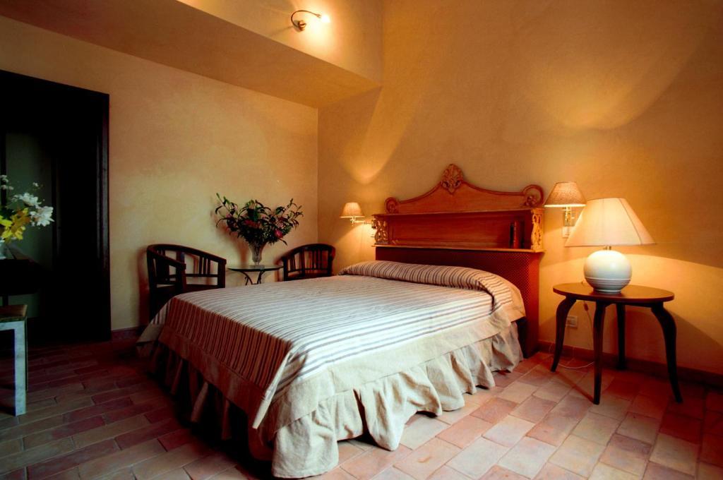 منزل الضيف كاستل دي ليفا  في Agriturismo Lecanfore الغرفة الصورة
